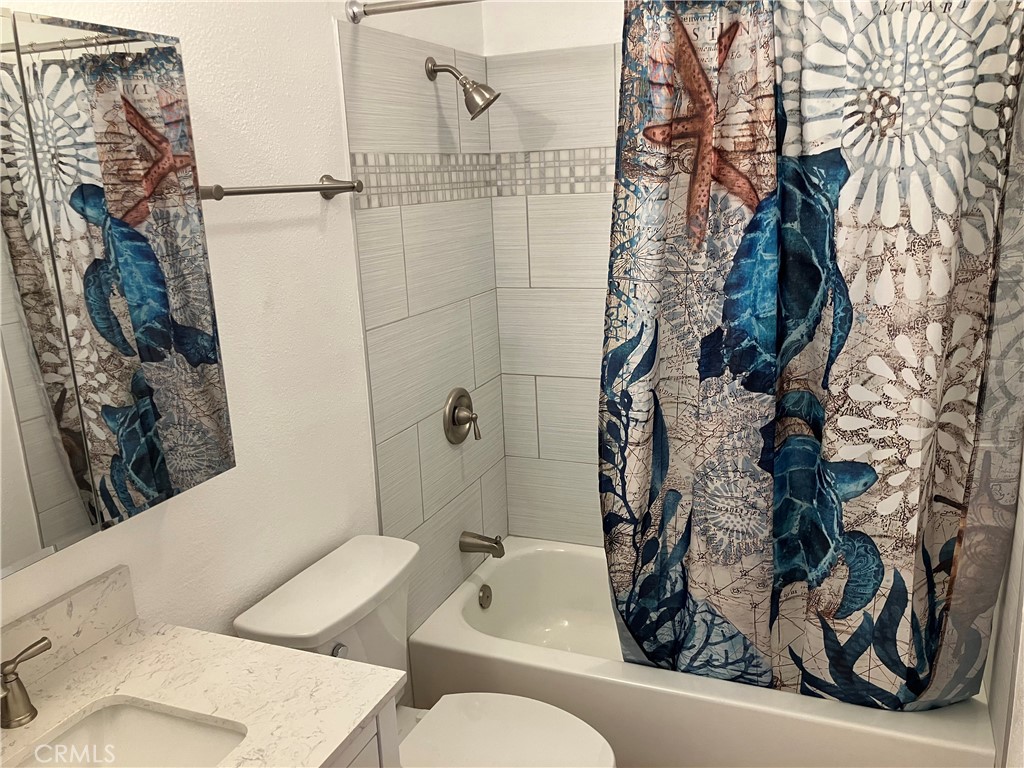 https://media.crmls.org/medias/4554f299-a8cf-4bce-8ebf-a03660547ec5.jpg?preset=X-Large