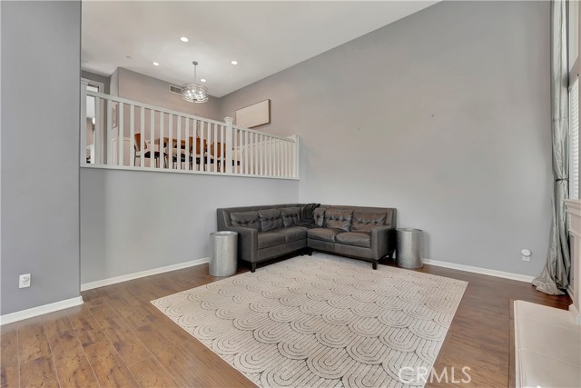 19281 Surf Drive, Huntington Beach CA: https://media.crmls.org/medias/45558e8f-1015-40f8-ae01-9aac36b4627d.jpg