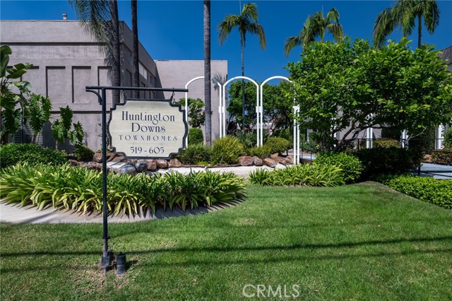 Detail Gallery Image 2 of 36 For 523 Fairview, Arcadia,  CA 91030 - 3 Beds | 3 Baths