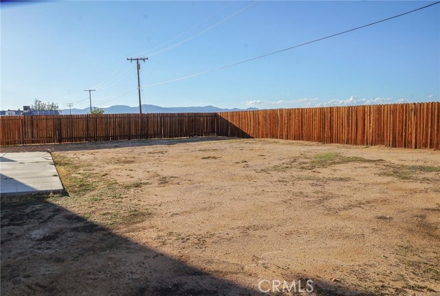 Image 16 of 18 For 6761 California City