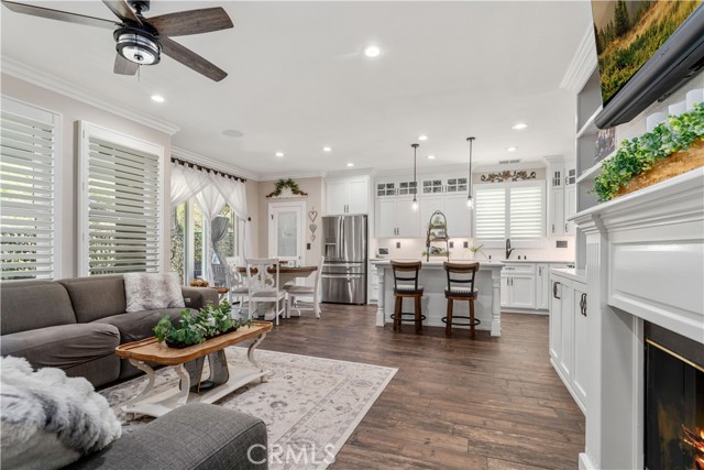 Detail Gallery Image 18 of 60 For 8750 E Heatherwood Rd, Anaheim Hills,  CA 92808 - 5 Beds | 3 Baths