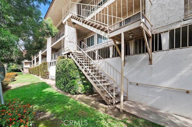 Detail Gallery Image 4 of 33 For 1000 Central Ave #25,  Riverside,  CA 92507 - 2 Beds | 2 Baths