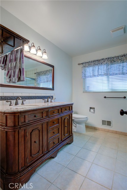 Detail Gallery Image 21 of 47 For 3728 Fuchsia Ln, Modesto,  CA 95356 - 3 Beds | 2 Baths