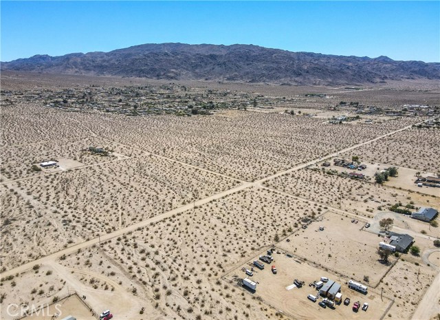 Detail Gallery Image 13 of 24 For 10 Sullivan Rd, Twentynine Palms,  CA 92277 - – Beds | – Baths