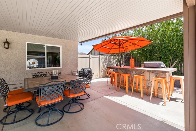 33127 Camelot Drive, Yucaipa CA: https://media.crmls.org/medias/4558ba8d-b6d8-4134-966d-bf126945b031.jpg