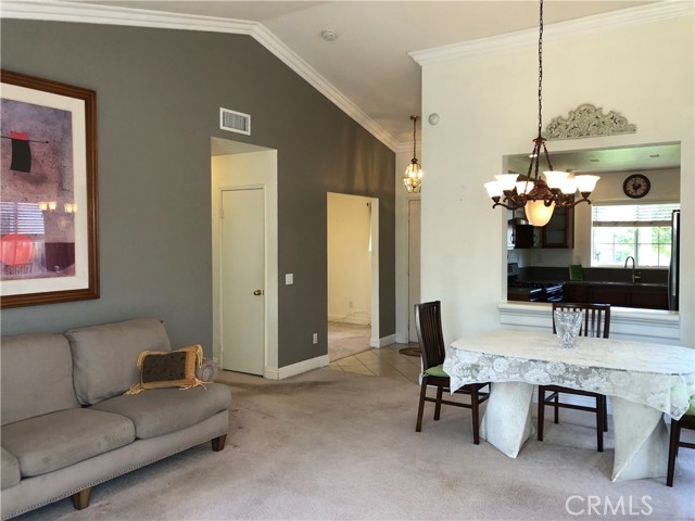 Detail Gallery Image 6 of 22 For 16175 La Fortuna, Moreno Valley,  CA 92551 - 2 Beds | 2 Baths