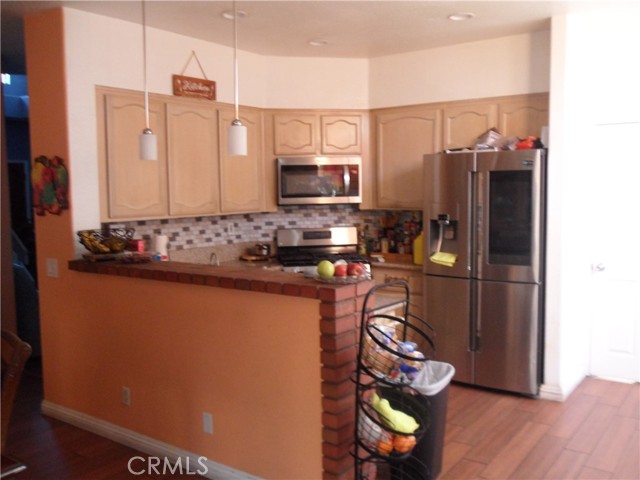 Detail Gallery Image 5 of 6 For 22508 Mountain View Rd, Moreno Valley,  CA 92557 - 3 Beds | 3 Baths