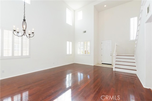 Detail Gallery Image 9 of 47 For 3147 Kildare, Lancaster,  CA 93536 - 3 Beds | 3 Baths