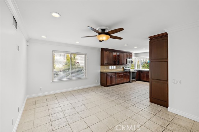26762 Via Zaragosa, Mission Viejo CA: https://media.crmls.org/medias/455d32b9-7966-44f6-8e2c-f7ef70aa315d.jpg