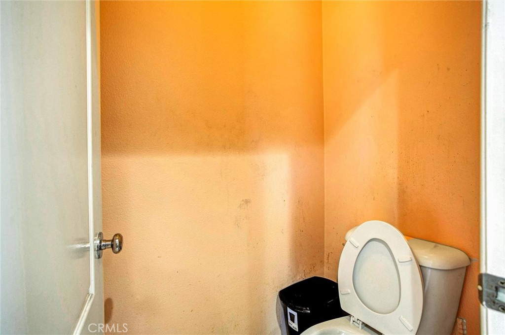 https://media.crmls.org/medias/455d9c9d-7325-44d7-b049-3d0128866099.jpg?preset=X-Large