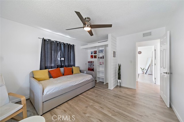 Detail Gallery Image 23 of 38 For 3581 Kemble Ave, Long Beach,  CA 90808 - 3 Beds | 2/1 Baths