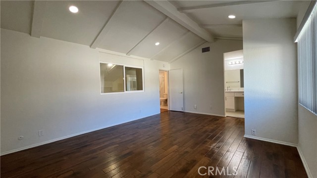 Detail Gallery Image 8 of 12 For 809 Creekside Dr #35,  Fullerton,  CA 92833 - 2 Beds | 2/1 Baths