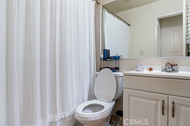 820 N Raymond Avenue, Pasadena CA: https://media.crmls.org/medias/455f3691-6b97-486e-b5d7-dbbafa1f5adc.jpg