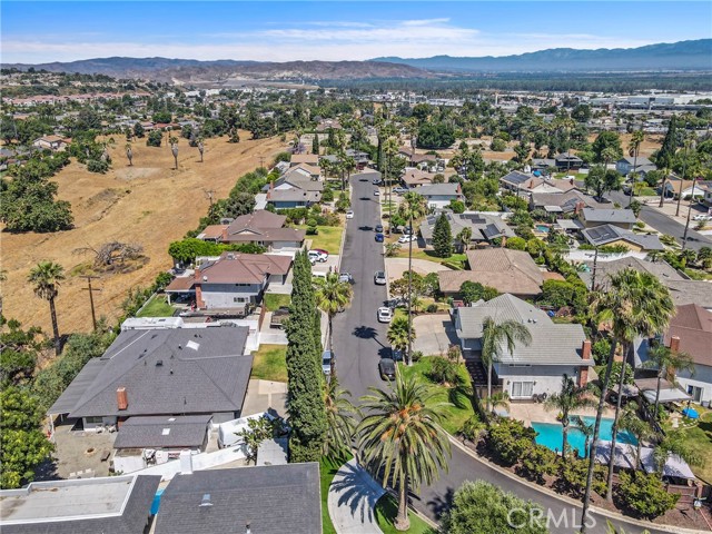 Detail Gallery Image 5 of 37 For 1971 Oakland Hills Dr, Corona,  CA 92882 - 4 Beds | 2 Baths