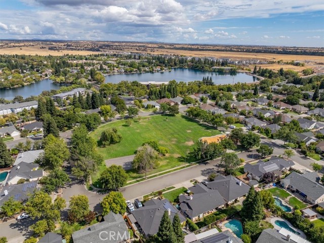 2386 Farmington Avenue, Chico CA: https://media.crmls.org/medias/456001e7-575e-4441-92d9-e0740e4942ac.jpg