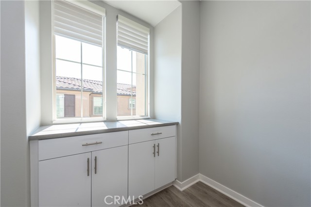 25 Savannah, Lake Forest CA: https://media.crmls.org/medias/4560c8ac-29c7-452c-81a6-011c2f9a90a1.jpg