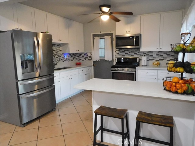 Detail Gallery Image 2 of 26 For 12818 Duffield, La Mirada,  CA 90638 - 4 Beds | 2 Baths