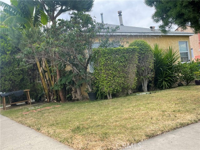 3941 Tilden Avenue, Culver City CA: https://media.crmls.org/medias/456271f9-50f6-4b4e-bcf4-f8615a1d814f.jpg