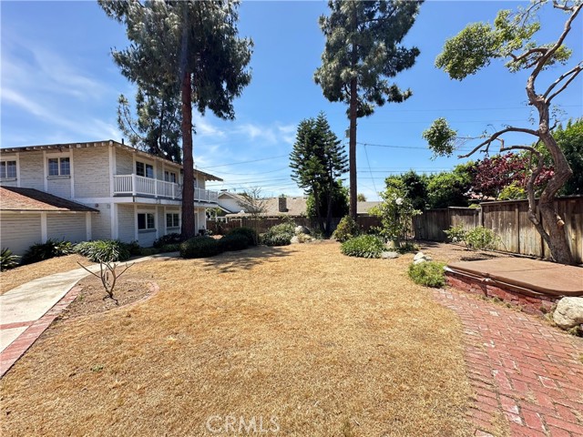 1362 Skyline Drive, North Tustin CA: https://media.crmls.org/medias/456288da-6ab9-4816-aab9-1bd95bfa70a3.jpg