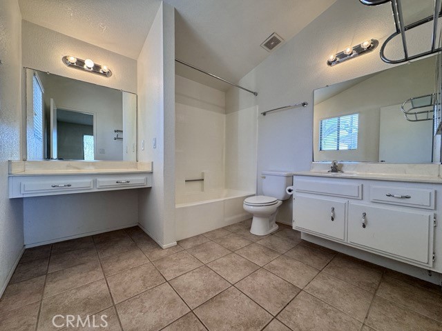 29813 Park City Avenue, Menifee CA: https://media.crmls.org/medias/45629673-fb71-4c19-b9c7-2d77b696769a.jpg