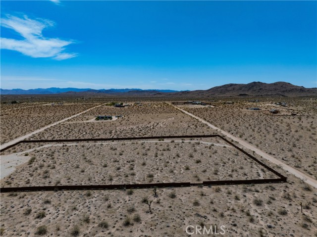 Image 8 of 27 For 425 Gerber Avenue