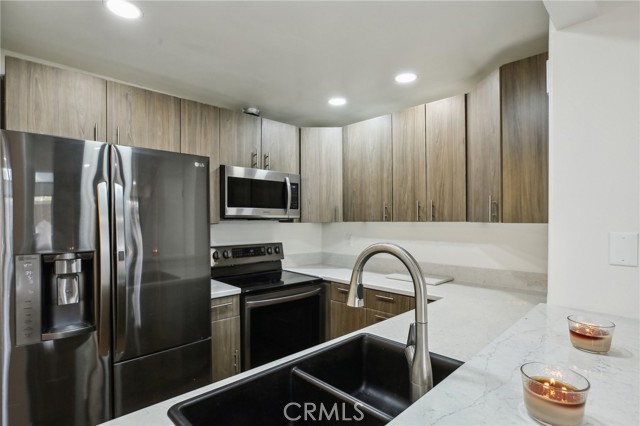 25761 Le Parc, Lake Forest CA: https://media.crmls.org/medias/45631ec4-60c8-4710-8e8a-61b31029be02.jpg