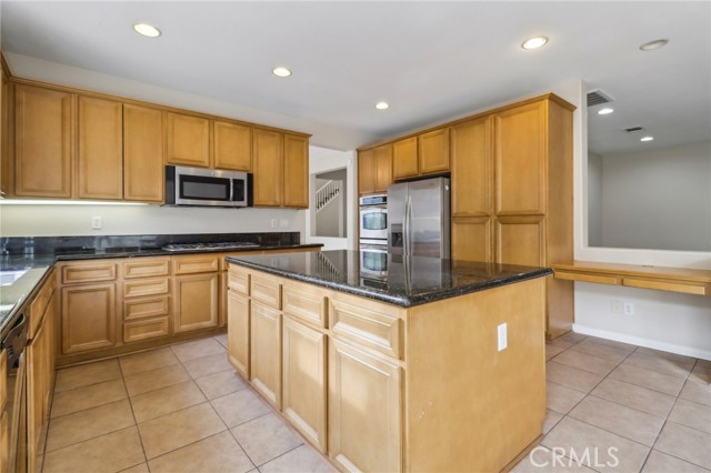 Detail Gallery Image 12 of 49 For 27741 Elderberry St, Murrieta,  CA 92562 - 4 Beds | 3 Baths