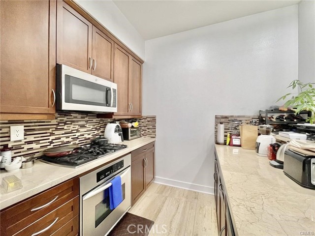 Detail Gallery Image 10 of 22 For 395 E 4th St #7,  Long Beach,  CA 90802 - 1 Beds | 1 Baths