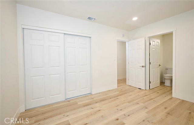 6001 De La Vista, Jurupa Valley CA: https://media.crmls.org/medias/4564fd58-eff7-4b98-a15c-0baea691564c.jpg