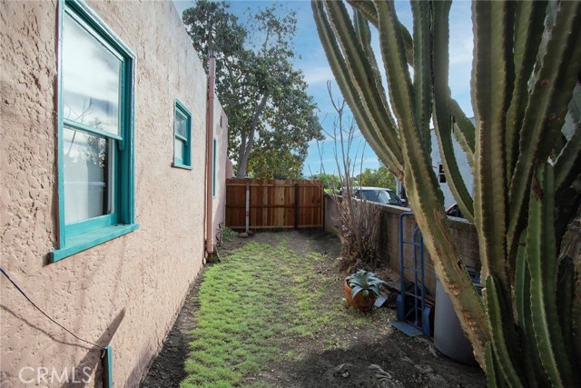 Detail Gallery Image 20 of 38 For 225 Barry, Ventura,  CA 93001 - 2 Beds | 1 Baths