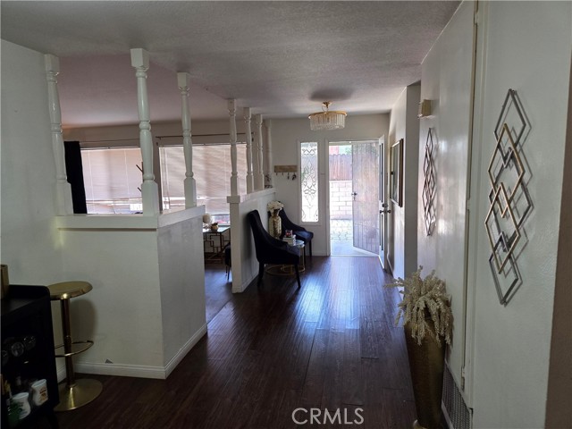 Detail Gallery Image 4 of 9 For 29119 Williams Ave, Moreno Valley,  CA 92555 - 4 Beds | 2 Baths