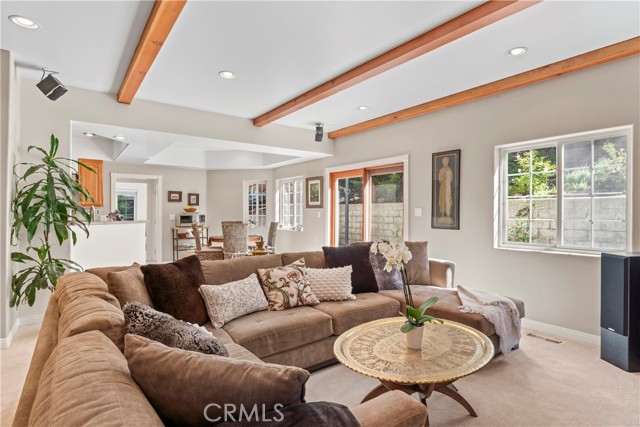 197 Massive Road, Blue Jay CA: https://media.crmls.org/medias/4566b843-a793-40da-b0dd-f57c0ed5cc44.jpg