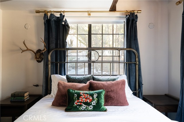 Detail Gallery Image 24 of 36 For 1132 Mount Shasta Rd, Big Bear City,  CA 92314 - 4 Beds | 2 Baths