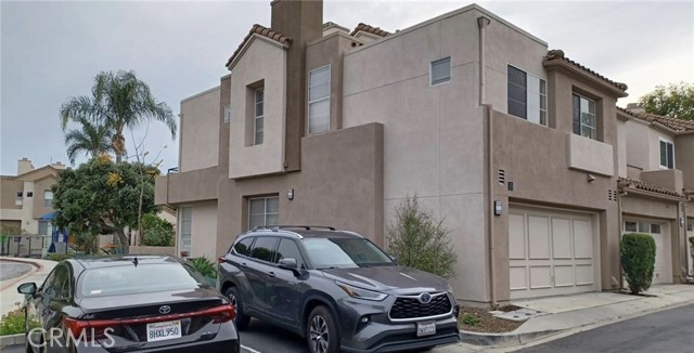 Detail Gallery Image 2 of 20 For 13 Mariah, Aliso Viejo,  CA 92656 - 3 Beds | 2/1 Baths