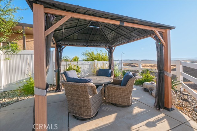 1134 Villa Calimesa Ln, Calimesa CA: https://media.crmls.org/medias/45674c15-6649-48a1-9b67-a0276445897f.jpg