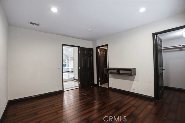 Image 47 of 73 For 3537 Foxglove Road