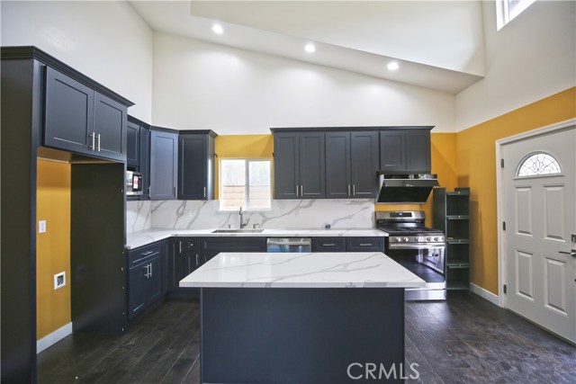 Detail Gallery Image 5 of 13 For 3439 Vantage Pointe, Rowland Heights,  CA 91748 - 2 Beds | 2 Baths