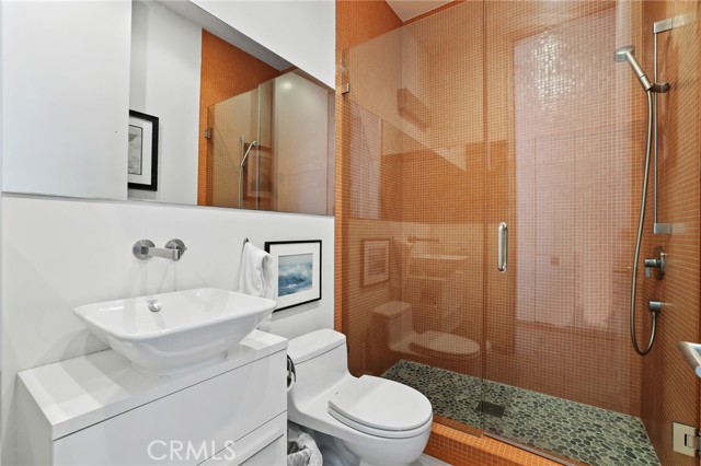 Main floor bathroom