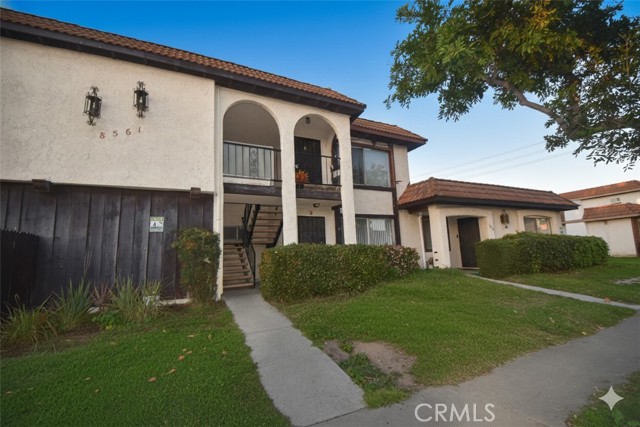 Detail Gallery Image 5 of 13 For 8561 Gloria, Garden Grove,  CA 92844 - – Beds | – Baths