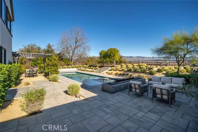 Detail Gallery Image 6 of 74 For 280 Jespersen Ln, San Luis Obispo,  CA 93401 - 5 Beds | 7/1 Baths