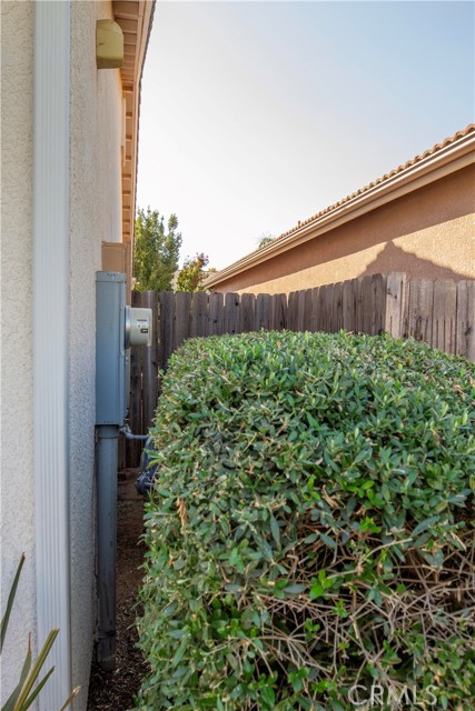 Detail Gallery Image 34 of 39 For 3552 Hampton Way, Clovis,  CA 93619 - 3 Beds | 2 Baths