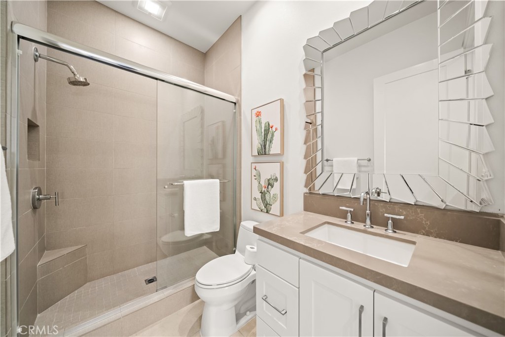 https://media.crmls.org/medias/456a1199-fab2-4bed-b39a-cf73ab605cc0.jpg?preset=X-Large