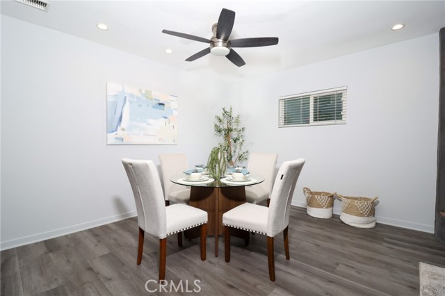 13917 Truro Avenue, Hawthorne CA: https://media.crmls.org/medias/456ac5c1-e218-4046-a1d2-cffadd7f1084.jpg