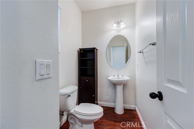 Detail Gallery Image 25 of 74 For 7679 Daphne, Chino,  CA 91708 - 3 Beds | 2/1 Baths