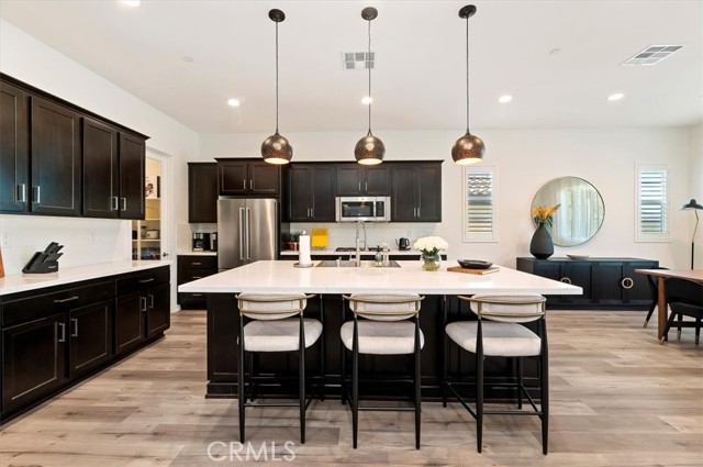 Detail Gallery Image 8 of 52 For 11560 Arch Hill Dr, Corona,  CA 92883 - 3 Beds | 2 Baths