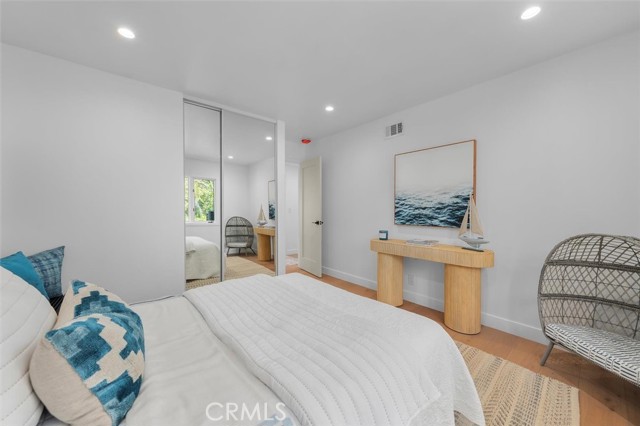 Detail Gallery Image 27 of 52 For 17481 Tramonto Dr, Pacific Palisades,  CA 90272 - 4 Beds | 3 Baths