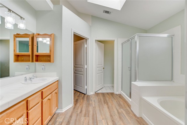 Detail Gallery Image 13 of 32 For 11241 Pleasant Hills Dr, Apple Valley,  CA 92308 - 2 Beds | 2 Baths