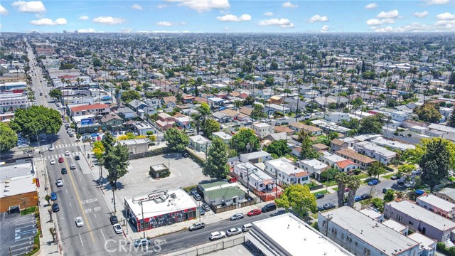 Detail Gallery Image 27 of 27 For 3416 11th, Los Angeles,  CA 90018 - 4 Beds | 3 Baths