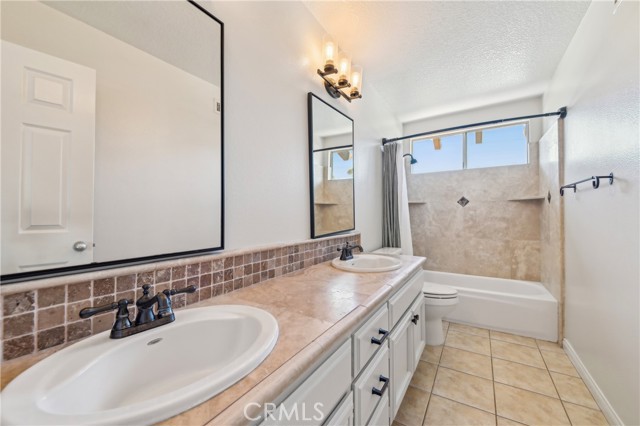 Detail Gallery Image 40 of 49 For 2302 San Leandro, Tustin,  CA 92782 - 4 Beds | 2/1 Baths
