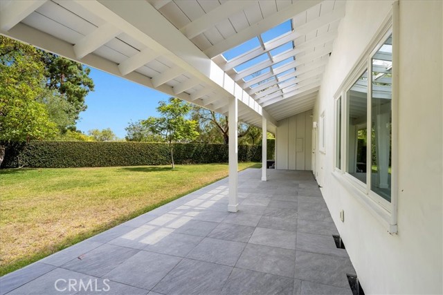 25 Aurora Drive, Rolling Hills Estates, California 90274, 4 Bedrooms Bedrooms, ,3 BathroomsBathrooms,Residential,Sold,Aurora,PV22148397